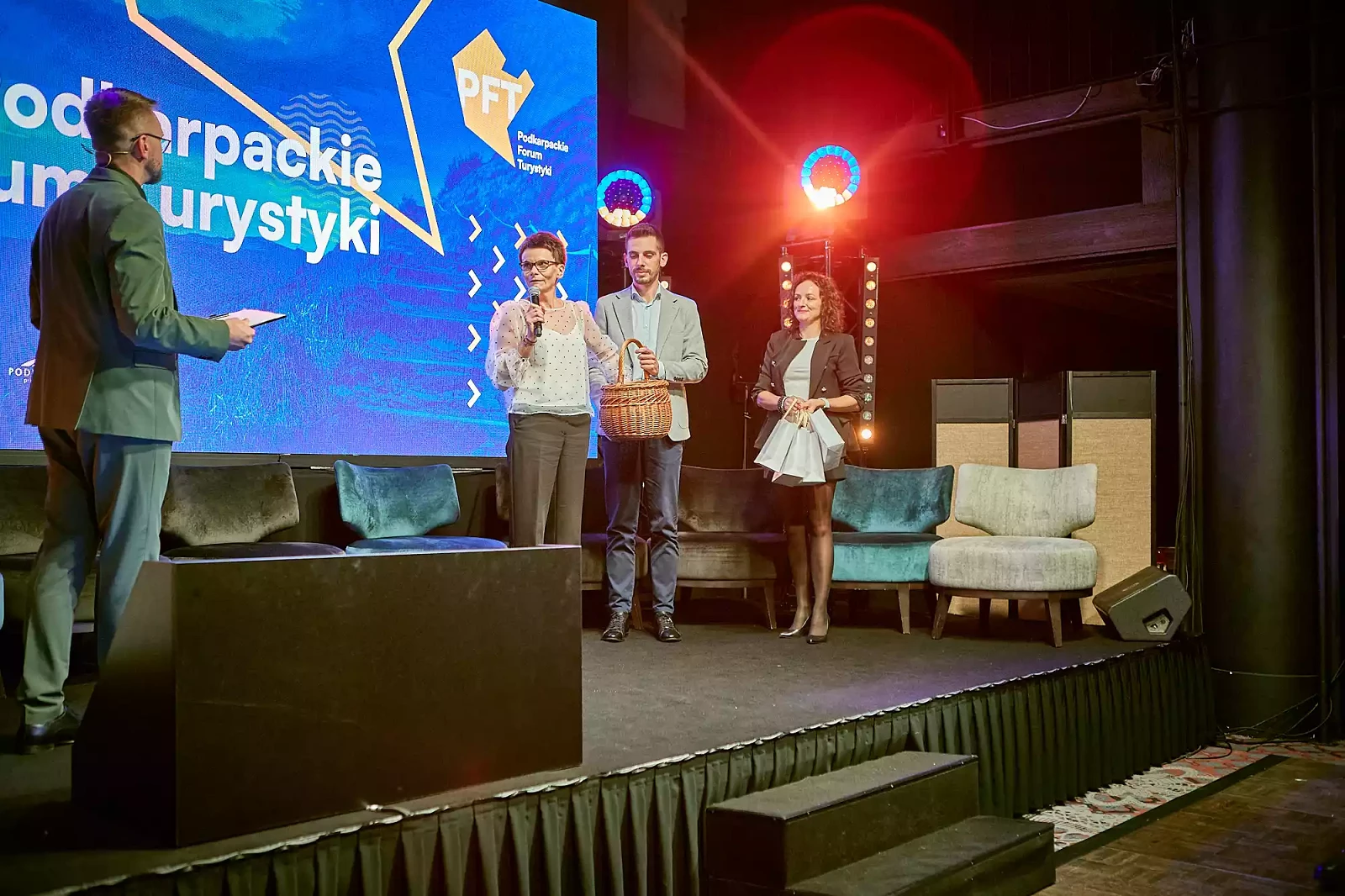 III Podkarpackie Forum Turystyki 136.webp [165.39 KB]