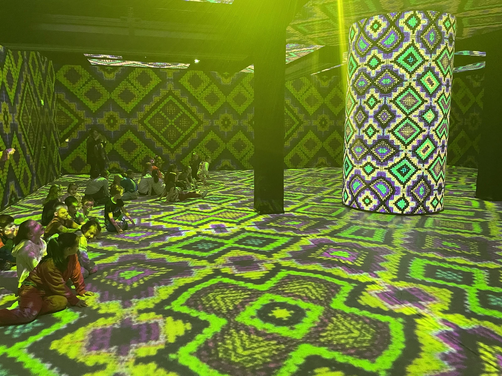 Fanto.webp [2.60 MB]