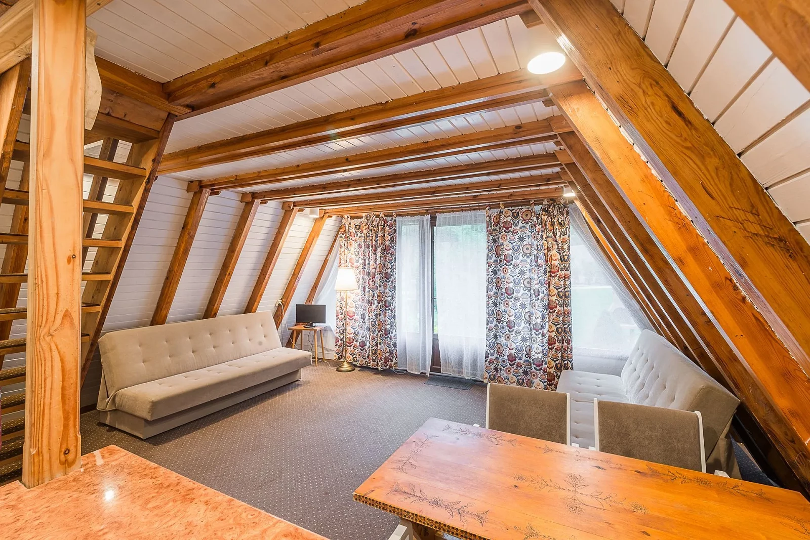 połoniny_resort.webp [419.23 KB]